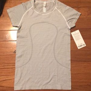 Lululemon tech ss crew